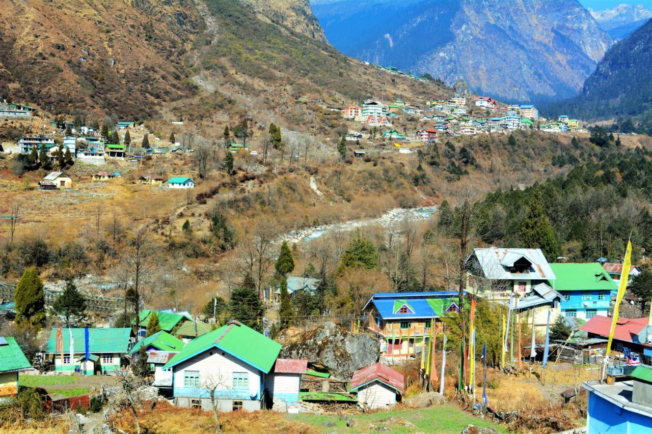 فندق Rufina Lachung De'Crown المظهر الخارجي الصورة