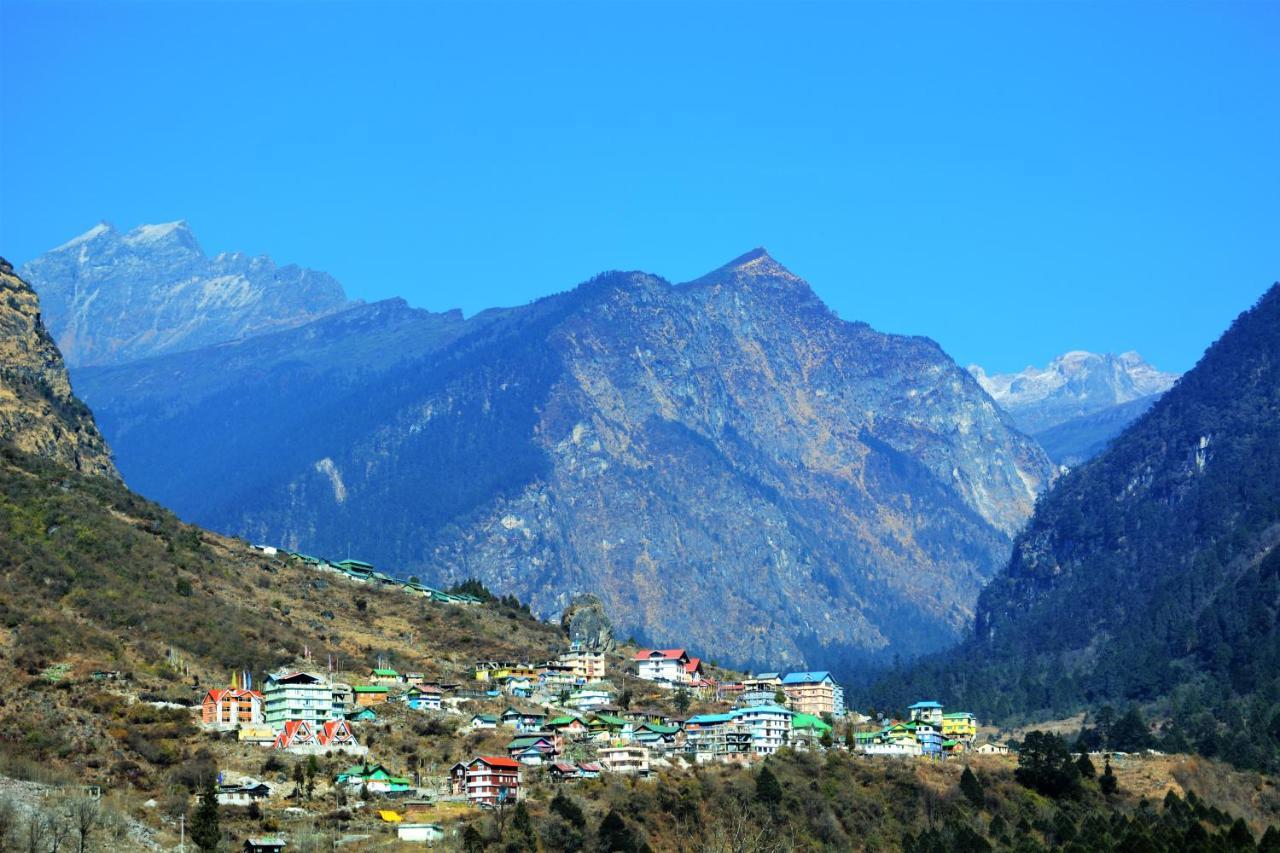 فندق Rufina Lachung De'Crown المظهر الخارجي الصورة