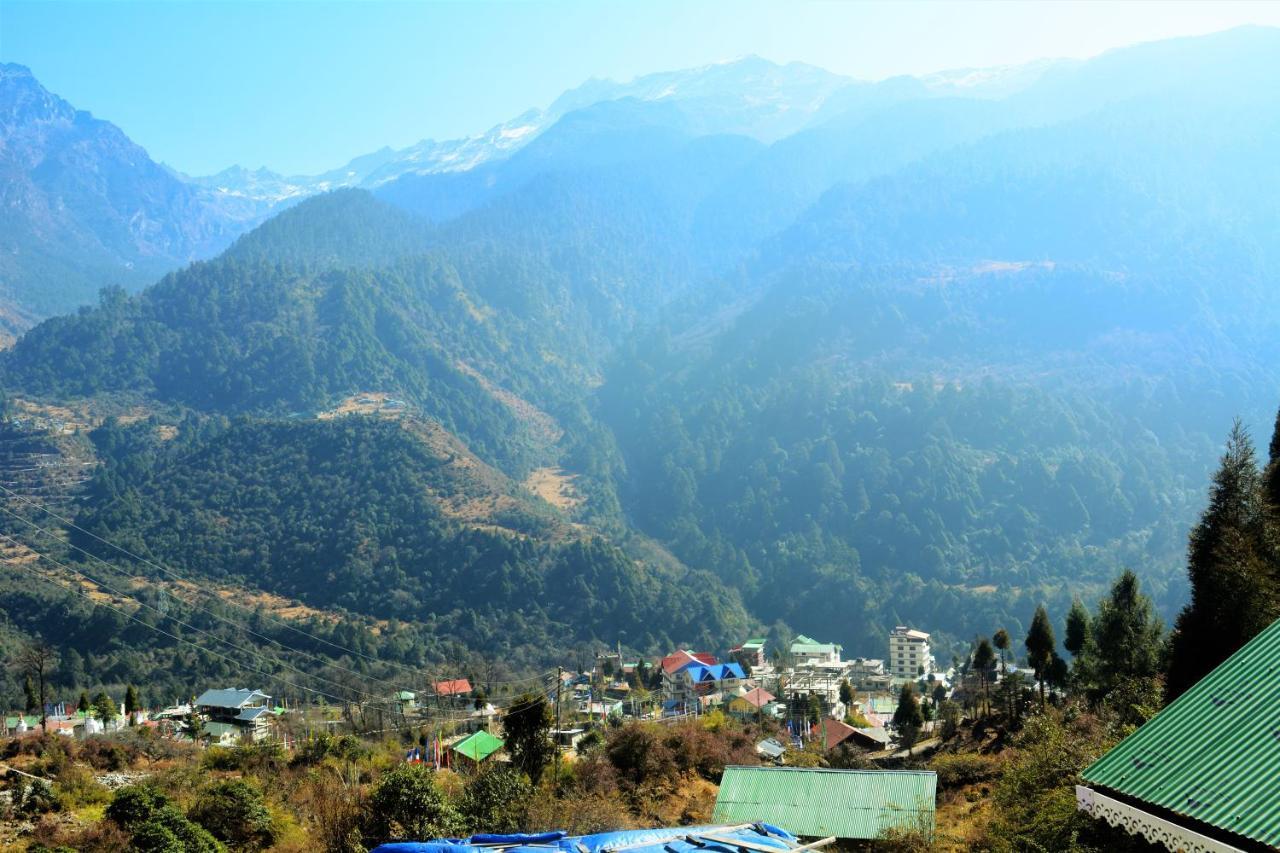 فندق Rufina Lachung De'Crown المظهر الخارجي الصورة